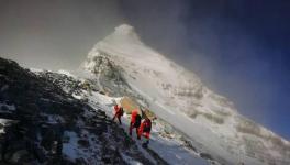 珠峰高程测量登山队登顶成功 关注珠峰到底有多高