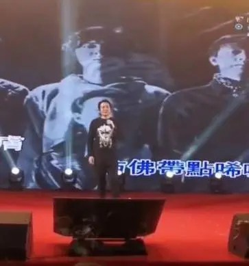 超越鼓手叶世荣揭露现状 商演随意穿唱经典